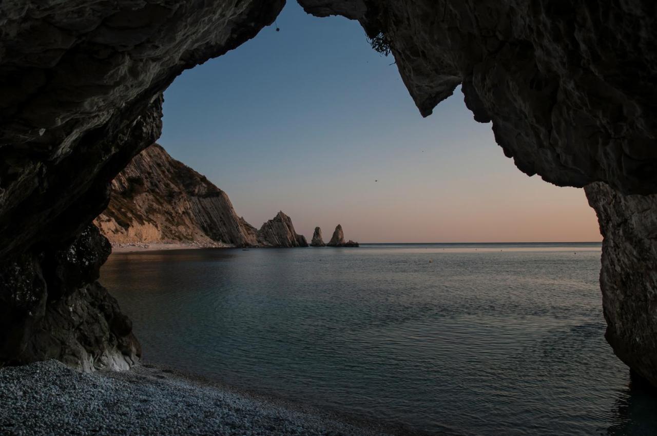 Loft Sul Mare Sirolo 아파트 객실 사진